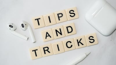 Astuces d’une « slowpreneuse » : Maximiser ses revenus tout en allégeant sa charge de travail