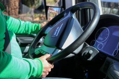 Comment rédiger une lettre de motivation efficace pour un poste de chauffeur routier en 2025 ?