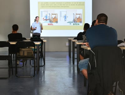Un mois immersif dans un camp d’entraînement : plonger au cœur d’une expérience entrepreneuriale exigeante avec 15 heures de travail quotidien