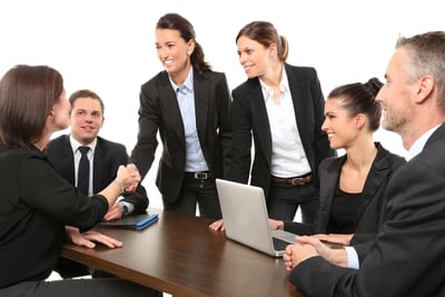 Les secrets d’une girl boss pour créer sa propre entreprise