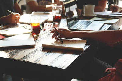 Pourquoi plus d’un million de nouvelles entreprises voient-elles le jour chaque année en France ?