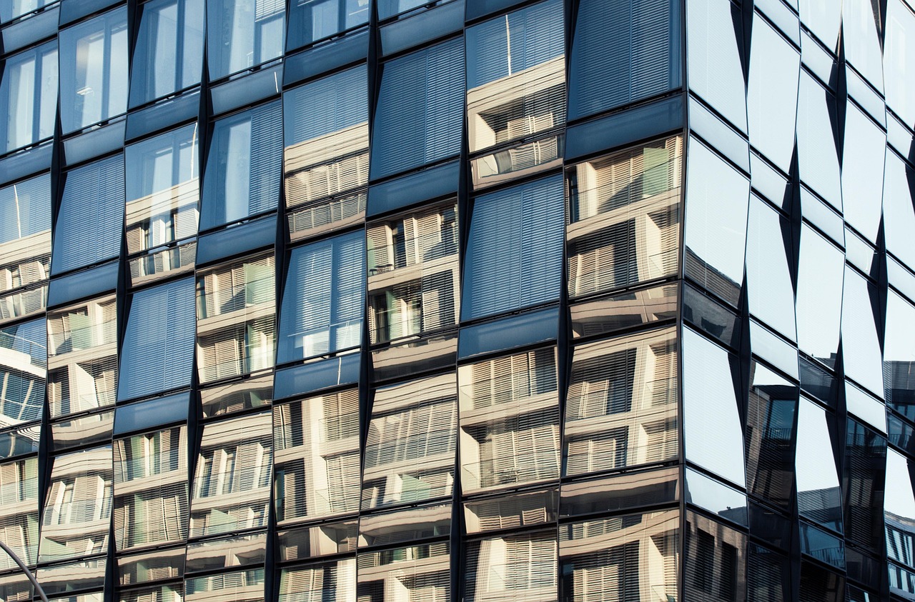 découvrez les différents types de structures d'entreprise et leur impact sur la gestion, la fiscalité et la responsabilité. apprenez à choisir la meilleure option pour votre projet professionnel.