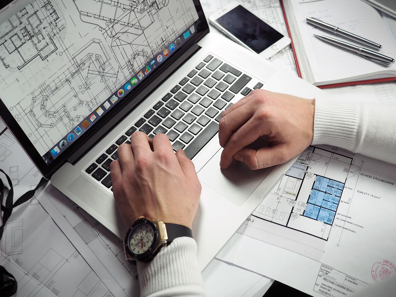 découvrez l'univers fascinant de l'entrepreneuriat ! apprenez à développer votre projet, à innover et à gérer votre entreprise avec succès. explorez des conseils pratiques, des stratégies efficaces et des témoignages d'entrepreneurs inspirants pour vous aider à atteindre vos objectifs.