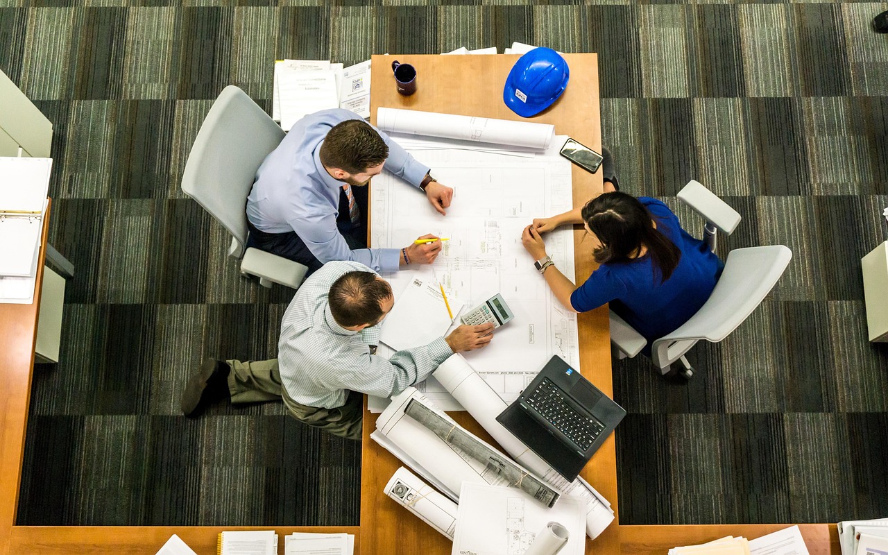 Collaboration efficace : 5 stratégies pour améliorer le travail d’équipe