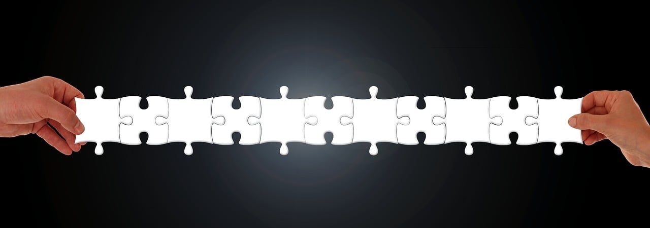 découvrez les similitudes fascinantes entre différents concepts, idées ou phénomènes. plongez dans une analyse comparative qui met en lumière les points communs et les relations inattendues, enrichissant ainsi votre compréhension du monde qui vous entoure.