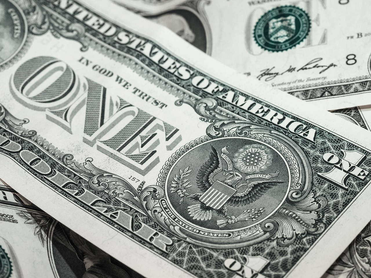 découvrez l'univers de la finance : conseils, actualités, analyses et ressources pour mieux gérer votre argent, investir et comprendre l'économie.