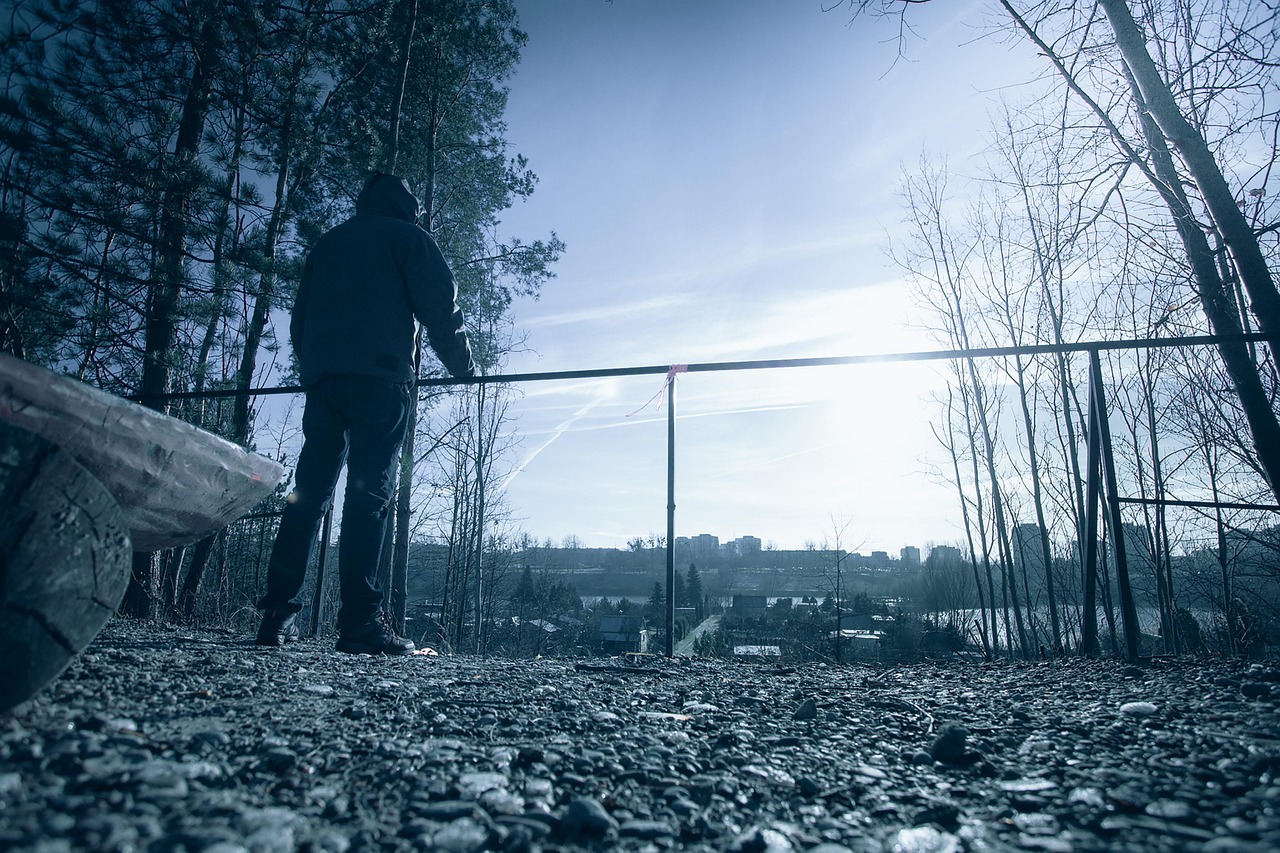 découvrez comment créer un environnement positif propice au bien-être et à la productivité, en favorisant la collaboration, la motivation et un état d'esprit optimiste.