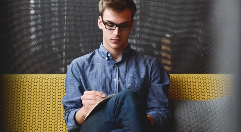 accompagner les entrepreneurs dans le d&eacute;veloppement de leurs projets gr&acirc;ce &agrave; des conseils, des ressources et un soutien personnalis&eacute;.