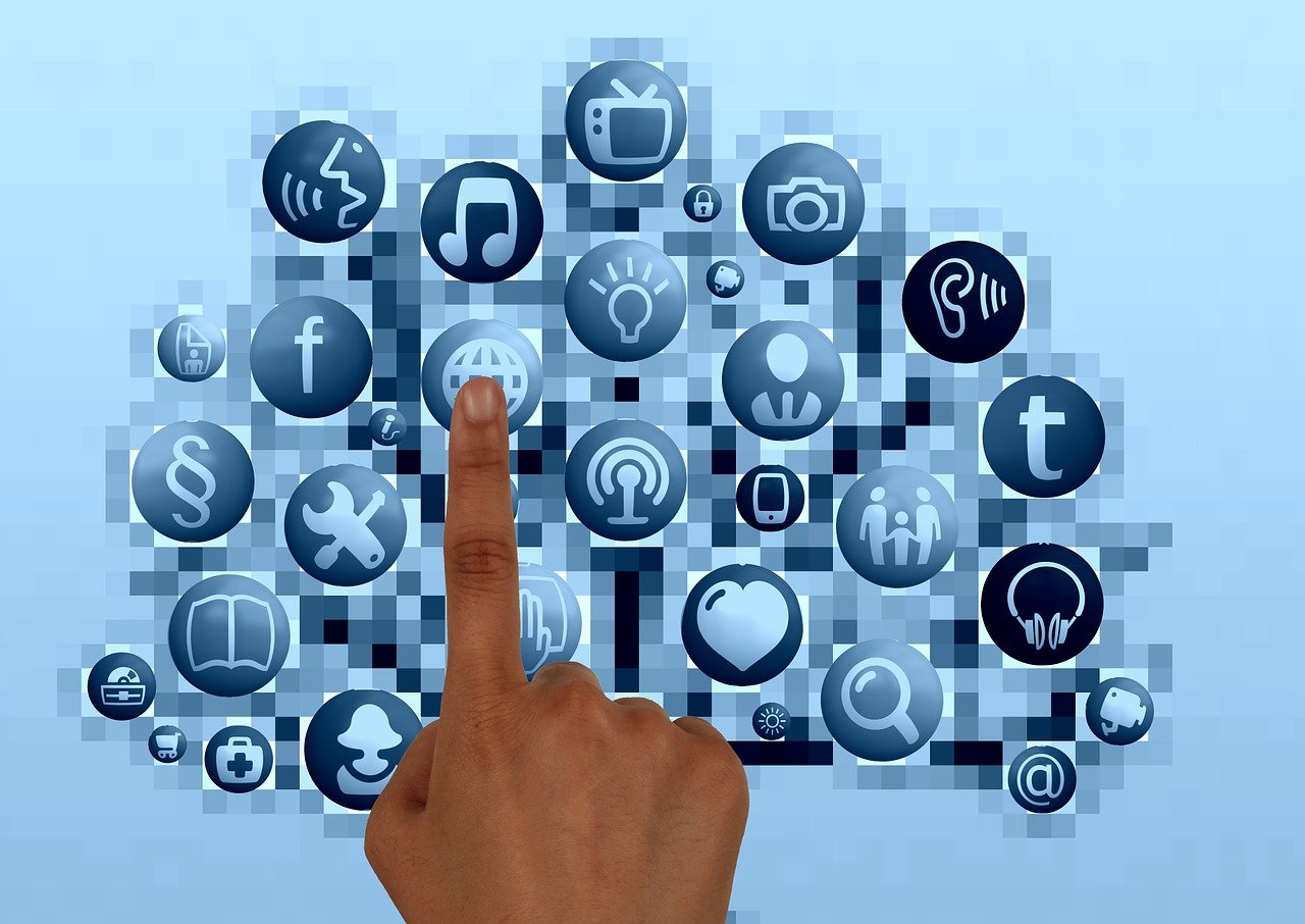 découvrez l'art du networking : développez votre réseau professionnel, échangez avec des experts et saisissez de nouvelles opportunités de carrière.